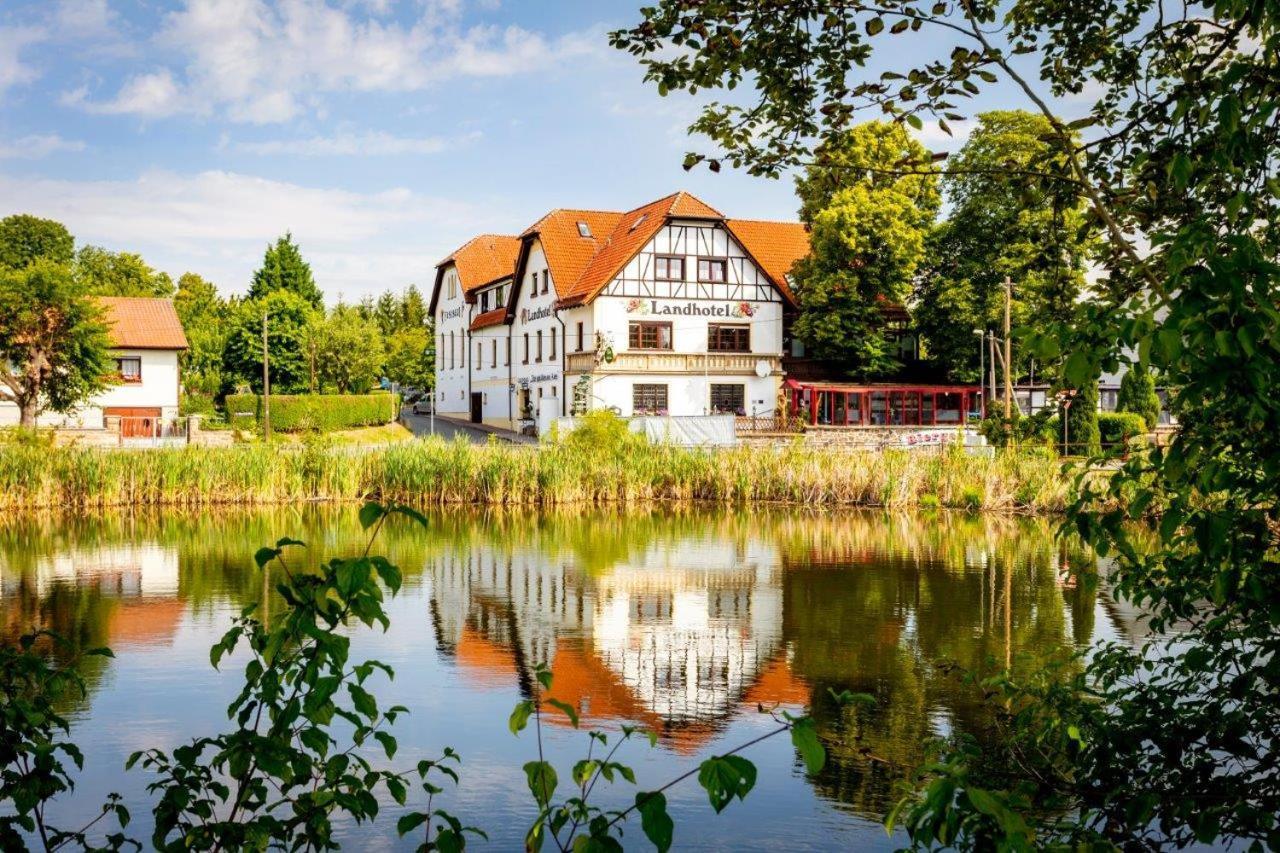 Landhotel & Reiterhof Schumann Triptis Exterior photo